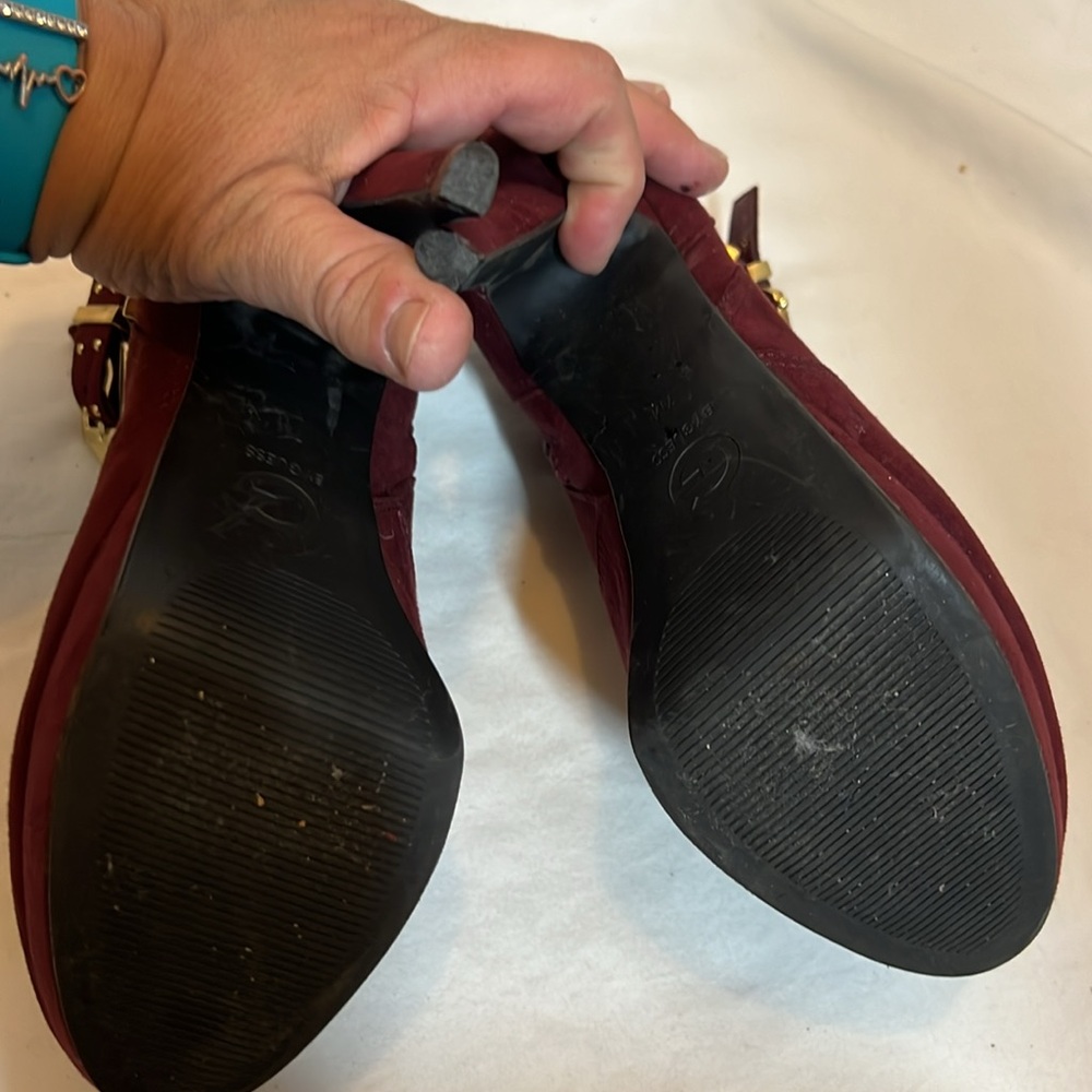 GUESS platform booties. Sassy! Fun! - Picture 8 of 14